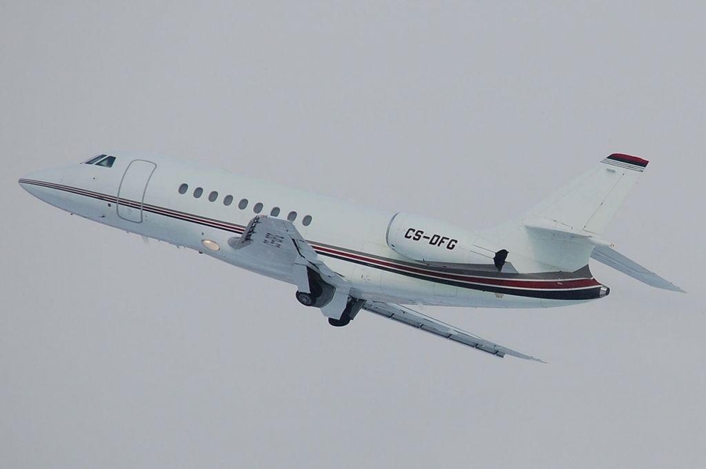 Dassault Falcon 2000 (CS-DFG)