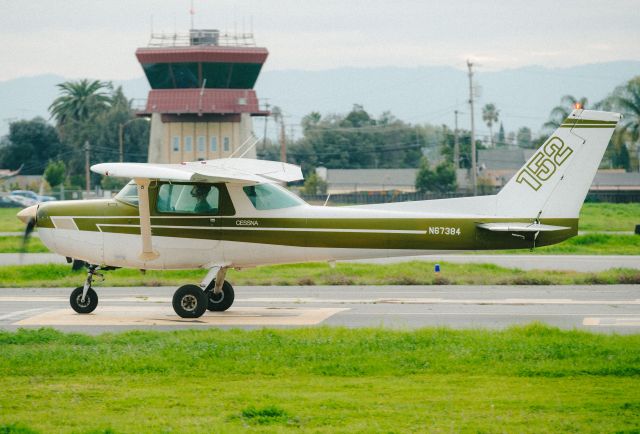 Cessna 152 (N67384)