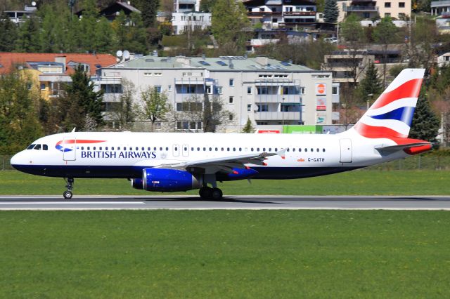 Airbus A320 (G-GATR)