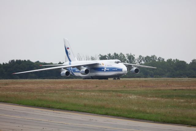 Antonov An-124 Ruslan (RA-82047) - Ready to take off Nantes le 1er juin 2016