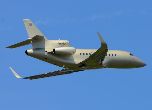 Dassault Falcon 900 (9H-GMT)