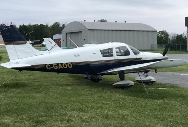 Piper Cherokee (C-GAOO)