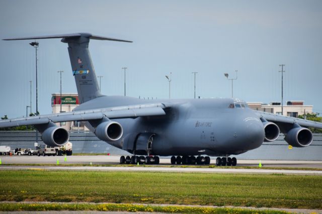 LOCKHEED C-5 Super Galaxy (84-0061) - 84-0061 / 9th Airlift Squadron br /Uhited States Air Forcebr /Air Mobility Commandbr /Lockheed C-5M Super Galaxy