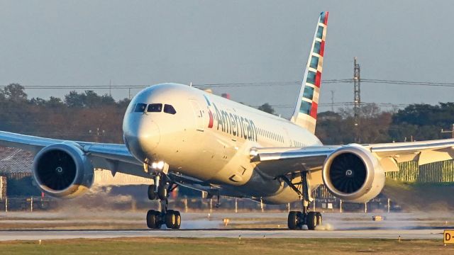 Boeing 787-8 (N803AL) - 31L arrival.br /Jan.30,2021