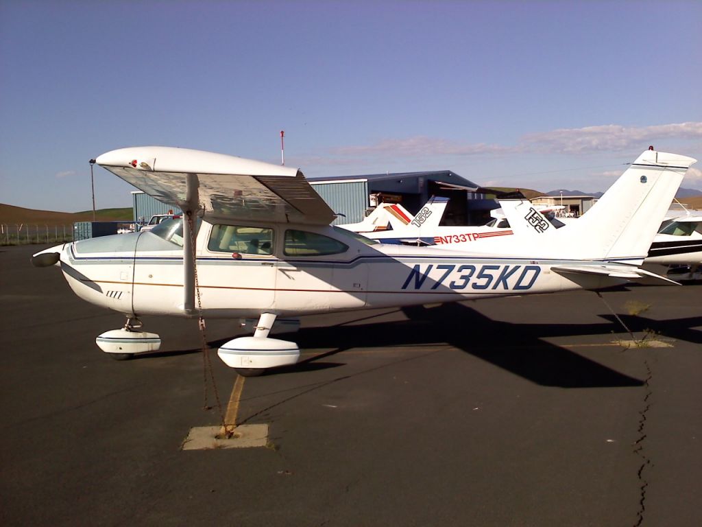 Cessna Skylane (N735KD)