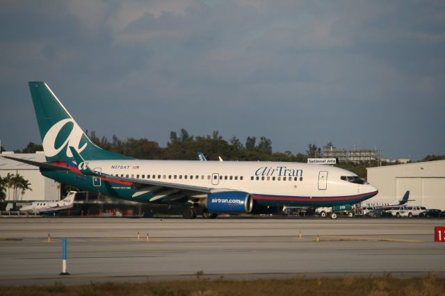 Boeing 717-200 (N278AT)
