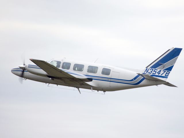 Piper Navajo (N3547B)