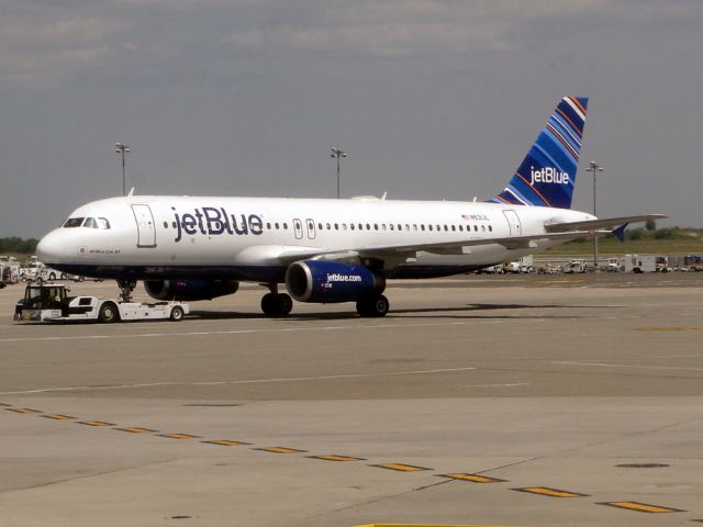 Airbus A320 (N531JL)