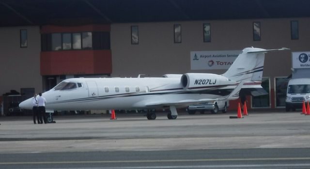 Learjet 60 (N207LJ) - cn 207