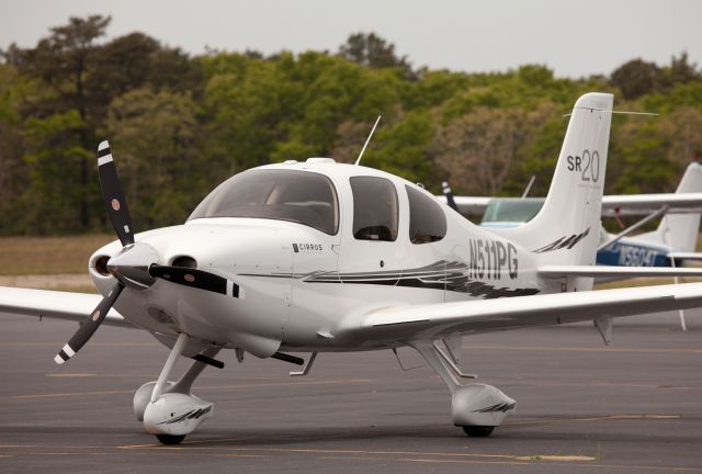 Cirrus SR-20 (N511PG)