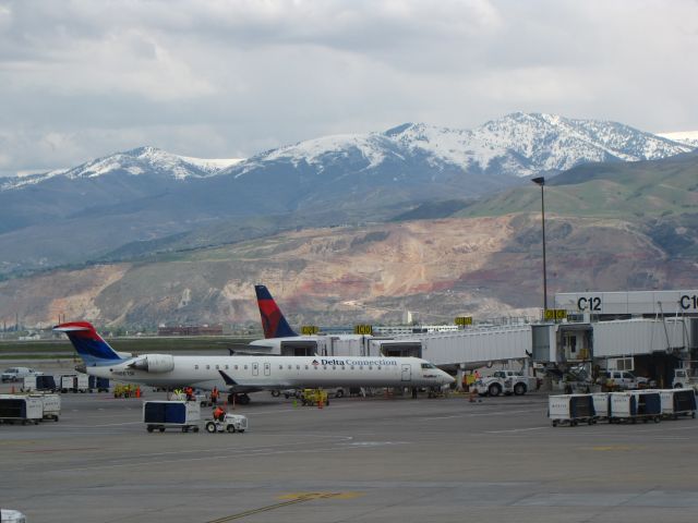 Canadair Regional Jet CRJ-900 (N807SK)