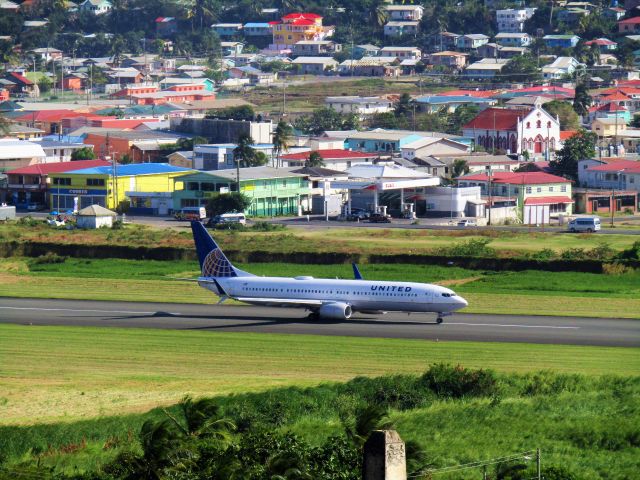 Boeing 737-900 (N63899)