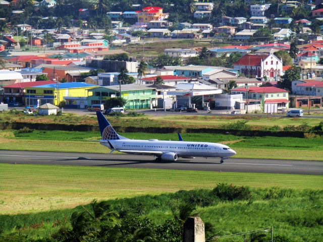 Boeing 737-900 (N63899)