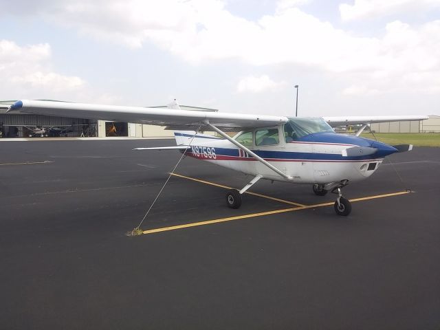 Cessna Skylane (N97596)