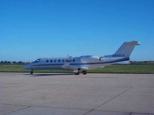 Learjet 45 (N865CA)