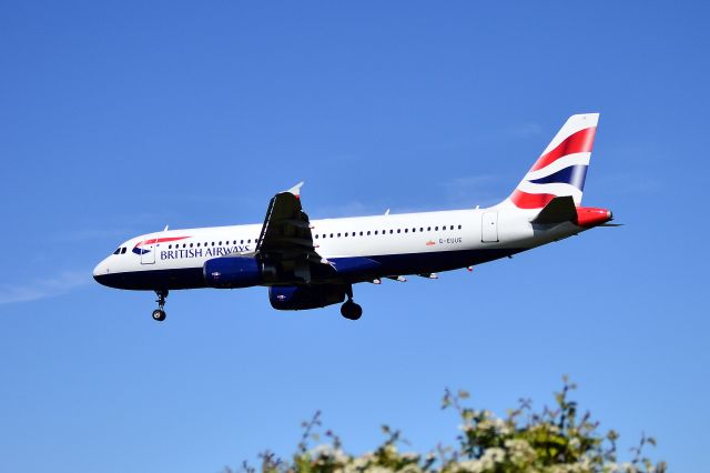 Airbus A320 (G-EUUE) - Britsih Airways - A320-232 (G-EUUE) late morning arrival at NCLfrom LHR. (Photo May 2019)