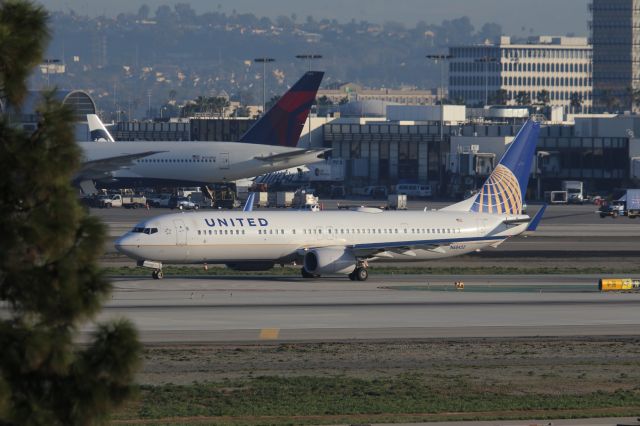 Boeing 737-900 (N68452)