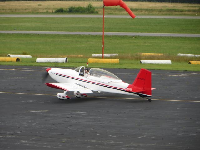 Vans RV-8 (N8888S)