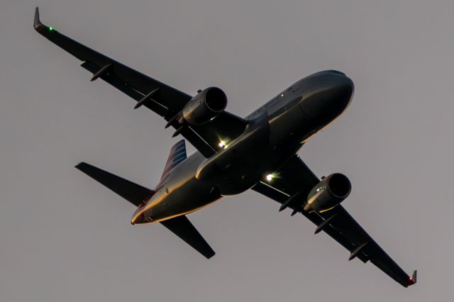 Airbus A319 —
