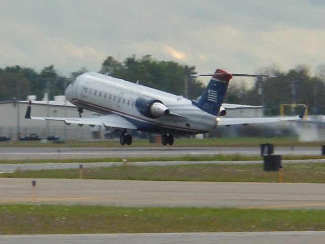 Canadair Regional Jet CRJ-200 (N415AW)