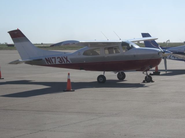 Cessna Centurion (N1731X)