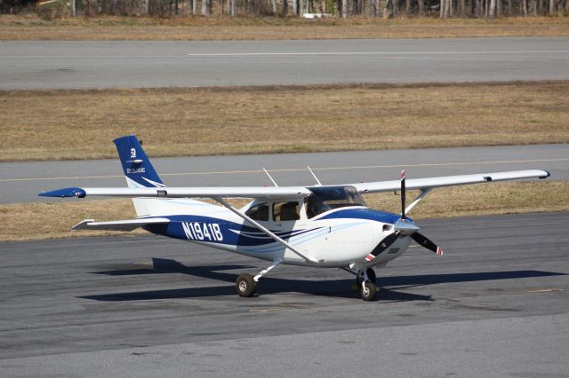 Cessna Skylane (N1941B)