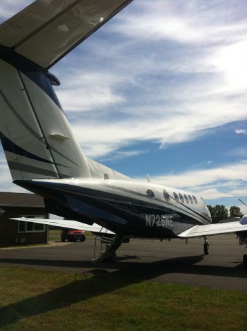 Beechcraft Super King Air 200 (N728WE)