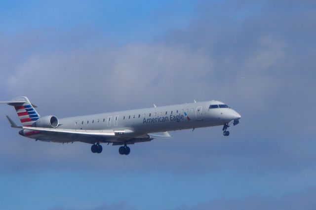 Canadair Regional Jet CRJ-200 (N928LR)