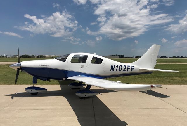 Lancair Lancair 4 (N102FP) - Resting after a flight from OKC for lunch.