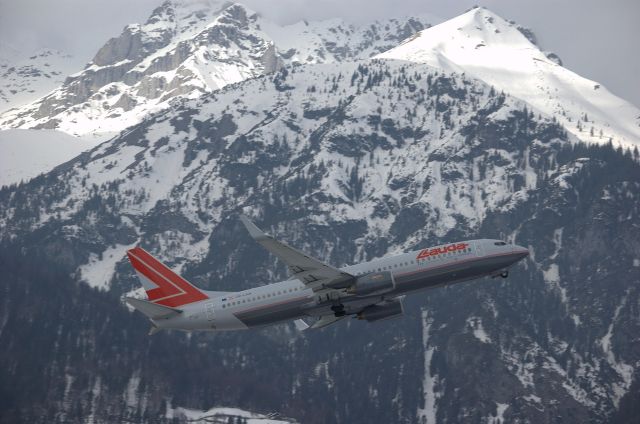 Boeing 737-800 (OE-LNK)