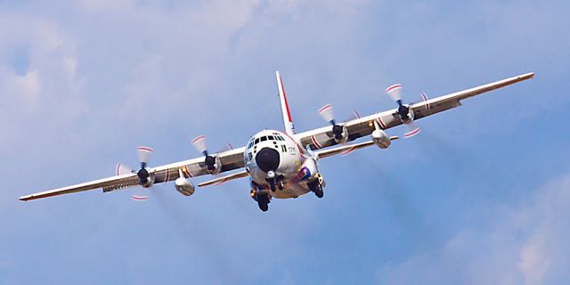 Lockheed C-130 Hercules (N1711)