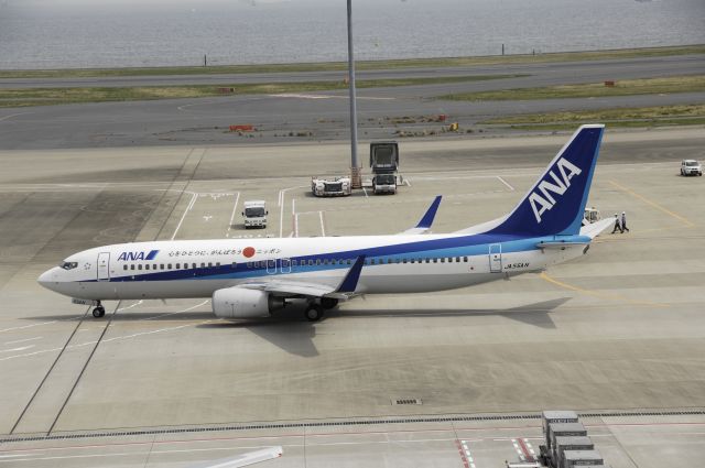 Boeing 737-800 (JA55AN) - Taxing at Haneda Intl Airport on 2012/04/10