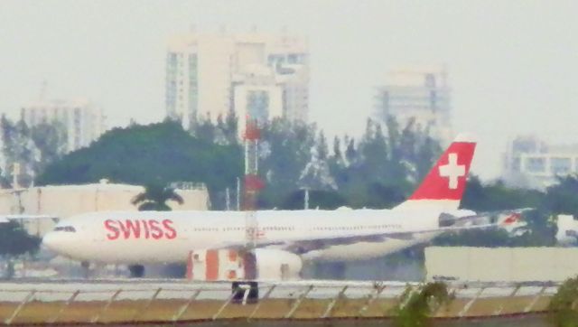 Airbus A330-300 (HB-JHB) - Departing for Zurich(Kloten)