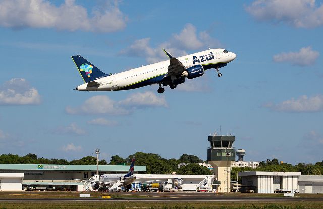 Airbus A320neo (PR-YYD)