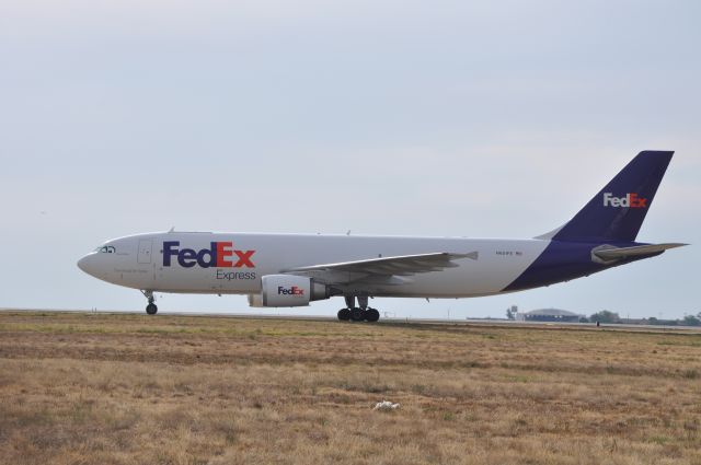 Airbus A300F4-600 (N651FE)