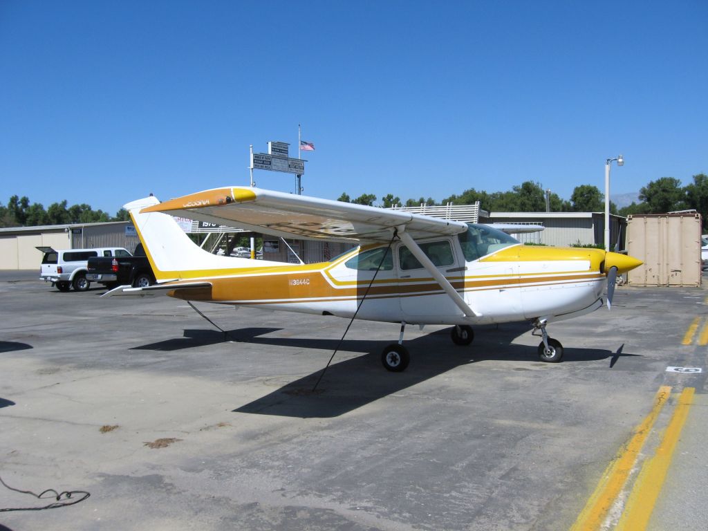 Cessna Skylane (N3644C) - At Corona Airport
