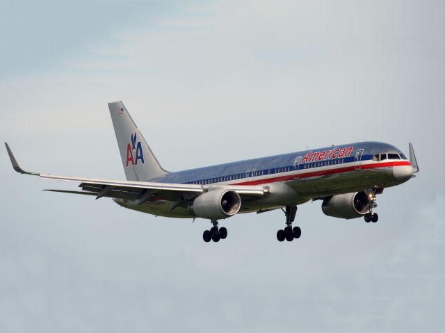 Boeing 757-200 (N649AA) - A Boeing 757.