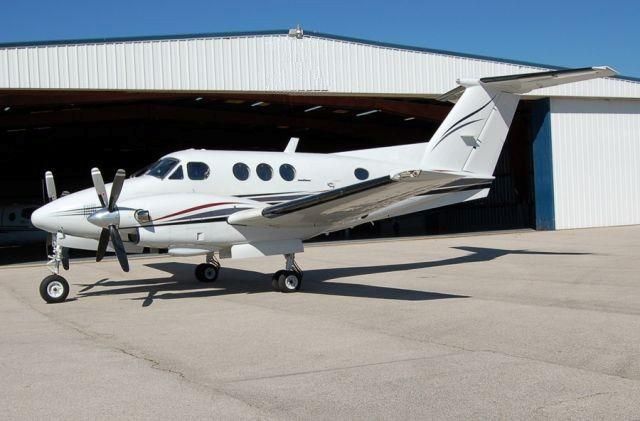 Beechcraft King Air F90 (N581RJ)