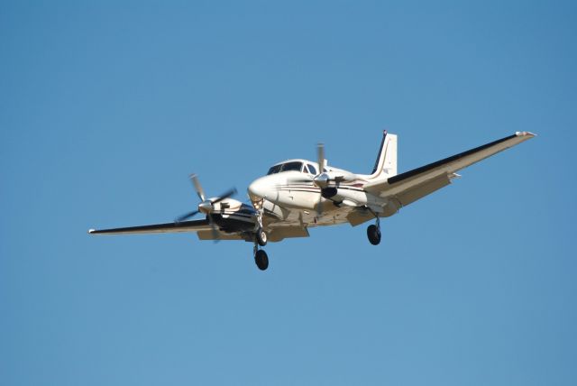 Beechcraft King Air 90 (N150VE)