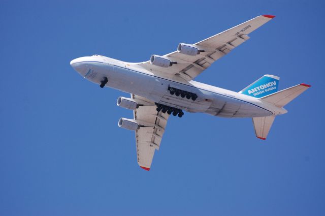 Antonov An-124 Ruslan (UR-82029) - Final rwy 12, KDMA, Davis-Monthan AFB, Tucson, AZ.