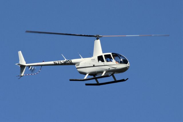 Robinson R-44 (N7530M) - Over Mercer Island, WA