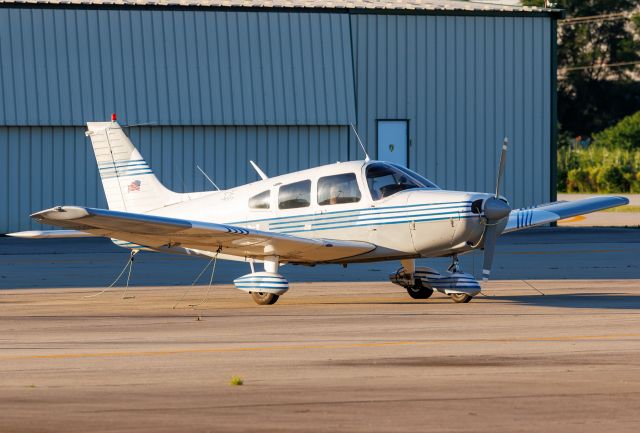 Piper Cherokee (N4405X)