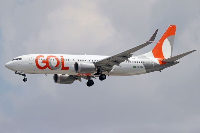 Boeing 737 MAX 8 (PS-GRH)