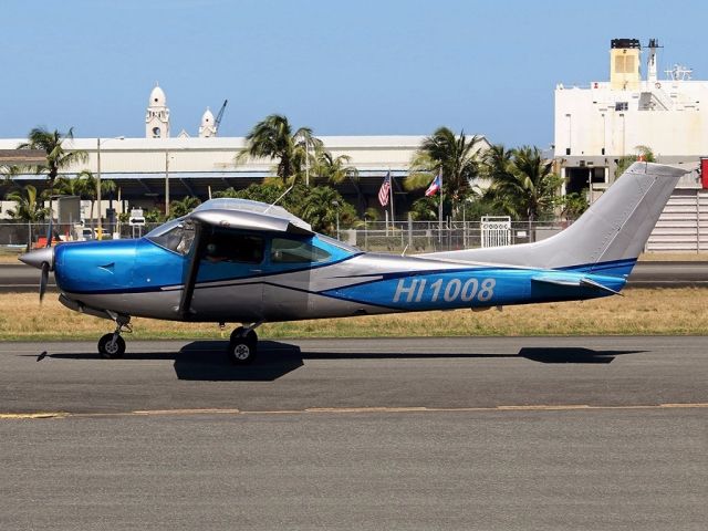 Cessna Skylane (HI1008)