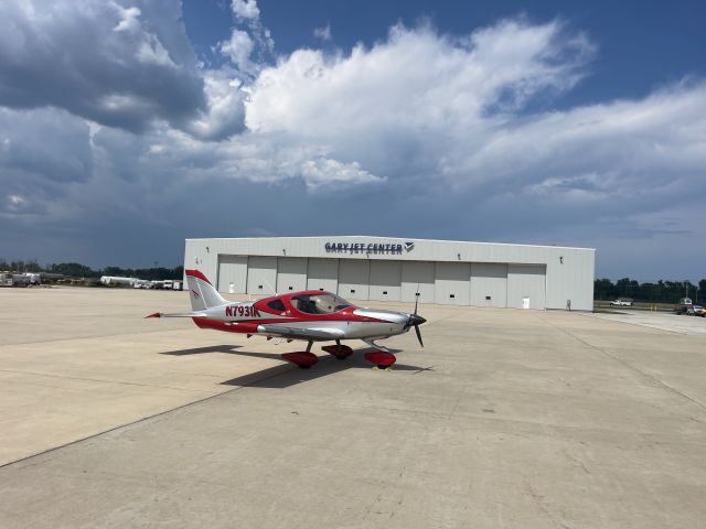 N7931K — - At Gary IN