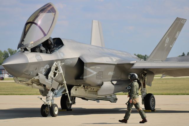 Lockheed F-35C (16-9303) - A USN F-35C after arriving at Oshkosh. br /br /7/28/23