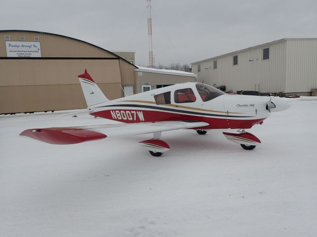 Piper Cherokee (N8007W)