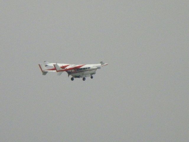Cessna Super Skymaster (N6297F) - A classic Cessna 337 climbs out from the active at Blue Grass Airport (KLEX)for the flight to Nashville International (KBNA)...