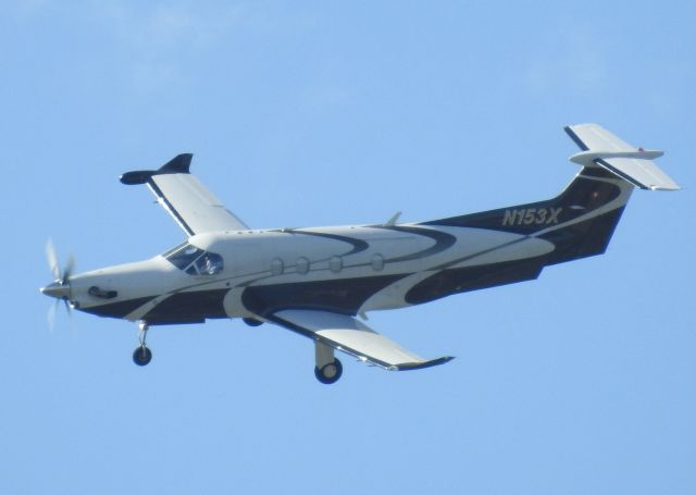 Piper Cherokee (N153X)