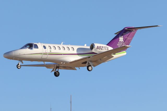 Cessna Citation CJ3 (N821TN) - “Medevac one tango November” owned by Midwest Transplant Network arriving home to MKC. 